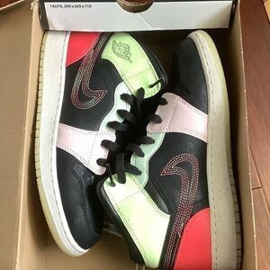 Jordan Kids Black Low-Top Sneakers with Pink, Green & Red Accents